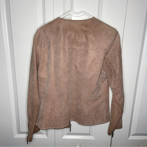 Terry Lewis Pink Suede Jacket Croc Embossed Size Medium 100% Leather Mauve Crop - Picture 7 of 9